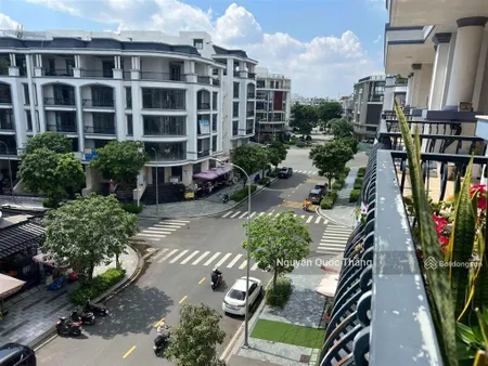 Bán nhà đường số 7 vạn phúc city, 5x21m, 7x20m, trục thông ra thẳng phố đi bộ, đường lớn 20m