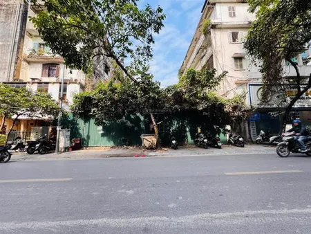 Có 1 0 2 mảnh đất vàng mp lê quý đôn hai bà trưng 400m2 mt đẹp 15m giá giá lộc 2xx tỷ