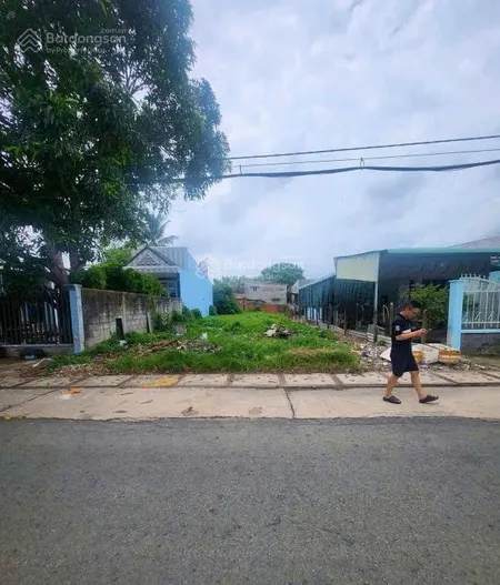 Chính chủ bán siêu phẩm đất mt lê hữu nghĩa, tp tân an, 1 tỷ 4/ 100m2, shr công chứng ngay