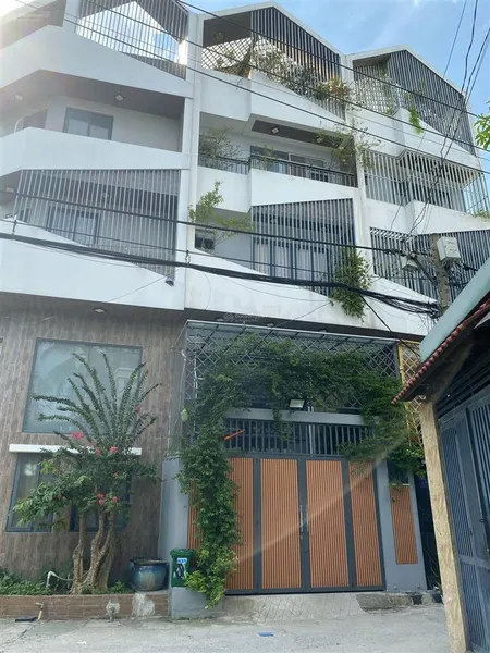 Tôi cần bán lô đất đường thạnh xuân 24, mặt đường 10m, 64m2. giá 59tr/m2