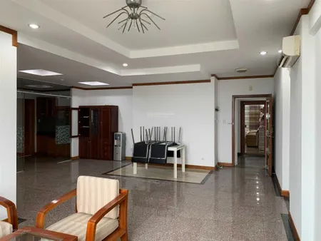 Bán căn hộ cao cấp phú hoàng anh 129m2, view hồ bơi. giá rẻ 4,5 tỷ