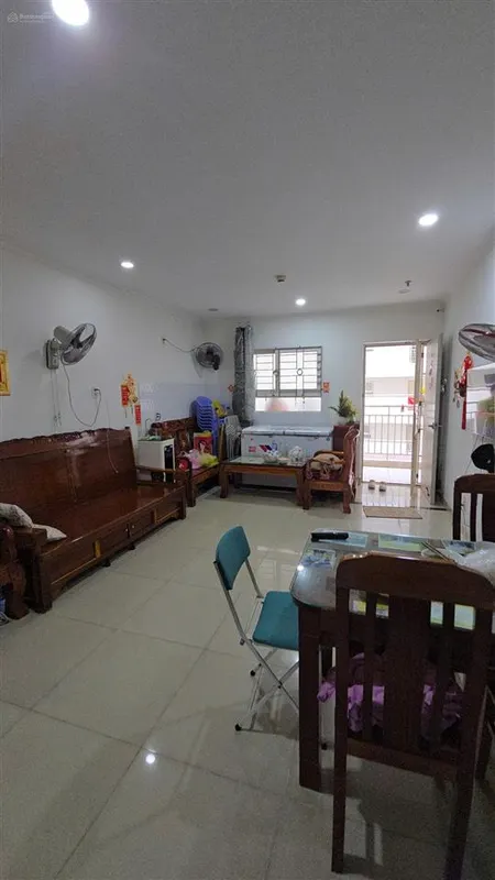 Chính chủ bán căn hộ green town bình tân block a, 48.4m2/ 1pn, tặng nt, đã có sổ hồng, giá 1.95 tỷ
