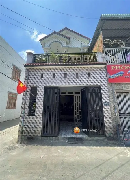 Cắt lỗ bán nhà hẻm 1 sẹc 95m2 hẻm 6m gần chợ tân long gần ngã tư chiêu liêu dĩ an
