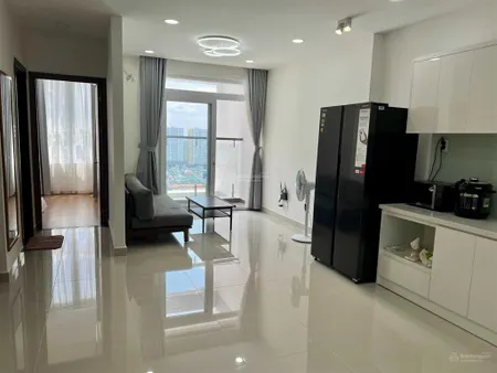 Cần tiền bán gấp căn 2pn 2wc 68m2, view công viên giá 3,1 tỷ bao gồm các chi phí. 0907 174 ***
