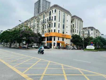 Chủ gửi bán 3 căn him lam 91m2 7 tầng xây thô mặt tiền 7m dãy cọ. và 98m, 108m2 7 tầng mặt ngoài kd