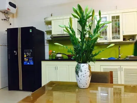 1 căn lk 82m2 nhà 5 tầng. thang máy 450kg. đường 17m vỉa hè 5m ngay công viên 365 chỉ nhỉnh 20 tỷ