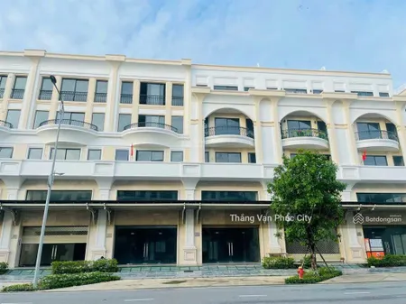 Bán mặt tiền đinh thị thi 7x20m, 7x22m, trục đường sầm uất, kinh doanh buôn bán tốt vạn phúc city