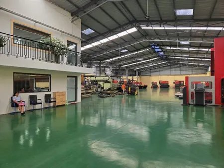 Cho thuê xưởng 2000m2 mặt tiền Trần Văn Giàu, Phạm Văn Hai, Bình Chánh, có PCCC