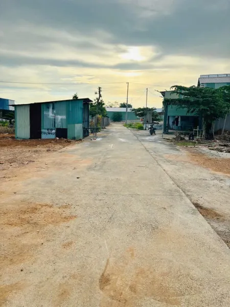 Bán đất 494m² ngang 21m giá 4.3 tỷ Phường Tam Long