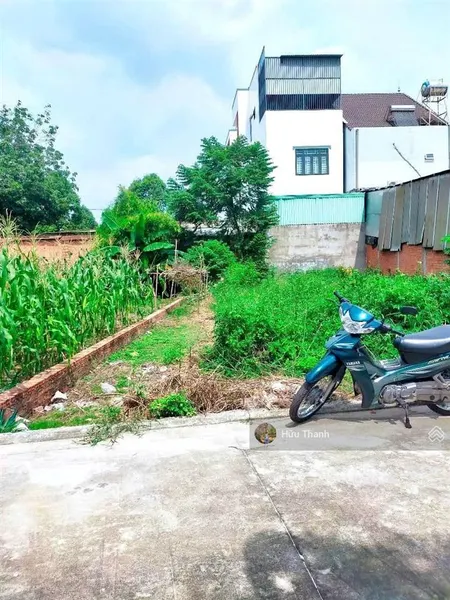 Đất đẹp vuông vức, sổ sẵn. mt đường nguyễn chí thanh, thủ dầu một. 109,2m2/895tr. / 0937 809 ***