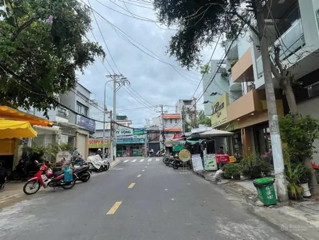 Gần 500m2 đất mặt tiền ngay trung tâm q7. giá chỉ 62tỷ. sát bên quận 4