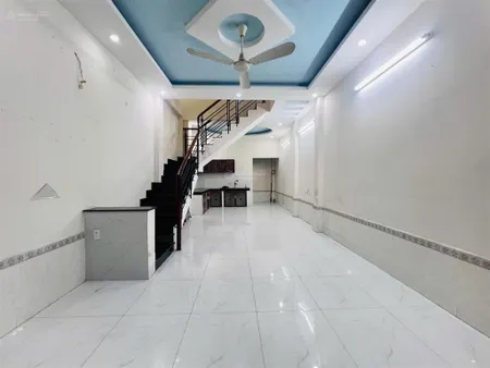 Nhà phố sổ riêng, ngay chợ hiệp thành 13 nguyễn ảnh thủ. 4 x 12, dts 143m2, 3 lầu, 4pn. hẻm 6m