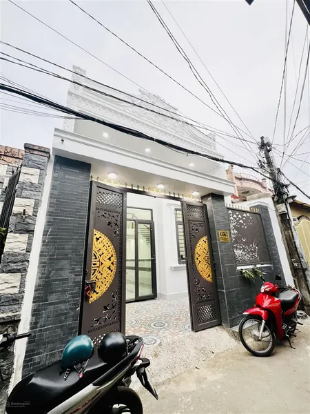 Nhà mới, đẹp sổ riêng, 6 x 18m, trệt, lửng, 4pn, 3wc. ngay công an, metro q12 giáp ranh gò vấp