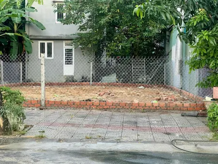 Chính chủ cần bán cặp võ an ninh hướng tây nam. đối diện công viên hoà xuân. đường 10,5m