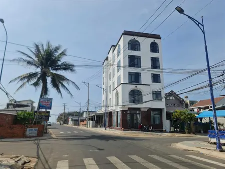 Bán lô góc làm khách sạn, 160m2(8x20m), full thổ cư, hướng biển, 100m ra bãi tắm phước hải