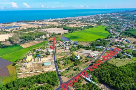 280m2(8x35) phù hợp nghỉ dưỡng, cách biển lộc an, phước hải chỉ 3km, 200m ra đường ven biển 42m