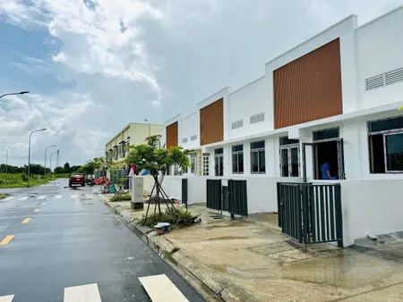 NHÀ PHỐ PHÁP LÝ CHUẨN, cho thuê dòng tiền tốt