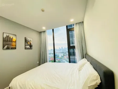 Cần bán ngay căn hộ 2pn với đầy đủ nội thất cao cấp diện tích 80m2 giá 8 tỷ tại everrich quận 5