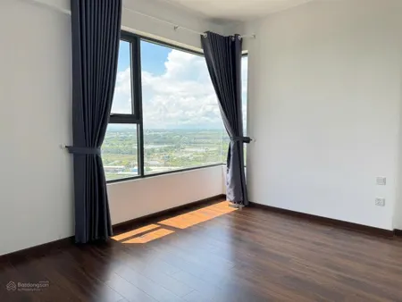 Cần bán căn hộ 71m2 mp9 mpx giá 4,3 tỷ view hướng bắc thoáng mát. linh 0933 868 ***