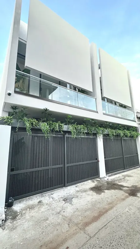 HAI CĂN LIỀN KỀ HẺM 104 MAI HẮC ĐẾ - NGAY CẠNH KHU ĐÔ THỊ ECOPARK