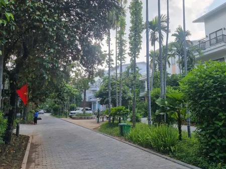 Bán 192m2 đất căn biệt thự 3.5 tầng xây thô. Kđt trầu cau. Võ cường bắc ninh