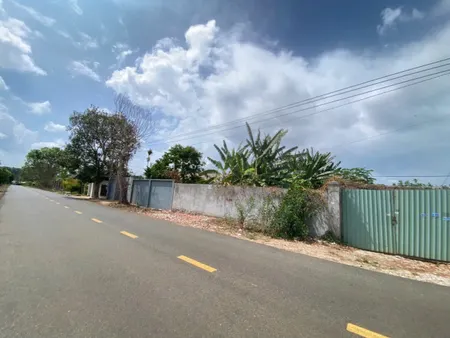 Bán đất 994,8m² ngang 20m giá 5.65 tỷ Phường Tam Long