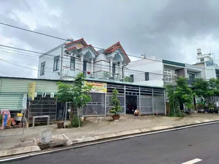 Bán nhà PHÚ THỌ 111.6m² ngang 18,70m giá 4.6 tỷ Phường Thủ Dầu Một 0815422197