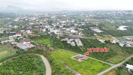 Bán 202m2 đất có thổ cư ngay chợ, giá 839tr gặp chính chủ tại bảo lâm 0908 195 ***