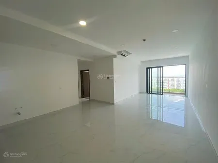 Bán căn hộ diamond brilliant, 135m2 3pn + 2wc, nội thất cđt, giá bán 9.5tỷ (bao hết)