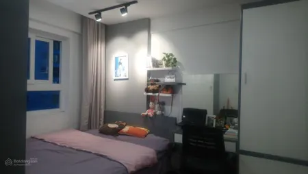 Căn hộ cần bán có sổ dt50m2 gía 2.4 tỷ