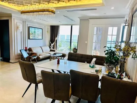 Vợ chồng em bán gấp căn hộ chung cư 3pn dt 136m2 toà nhà bohemia giá 9,6 tỷ 0988 246 ***