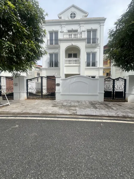 Bán nhà 271m² ngang 10,30m giá 11.23 tỷ Phường Yên Bái