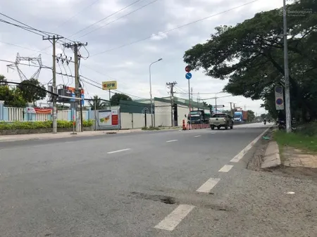 2,6tỷ (full giá)sở hữu nền đất ngay cạnh ủy ban tt tân túc, bình chánh, full thổ cư