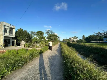 Bán lô đất view kênh, ngay đối diện trường tiểu học nguyễn bá ngọc, điện bàn, quảng nam