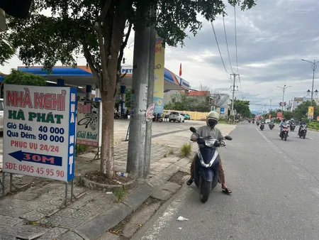 Bán lô đất 242 m2 sát trục chính lý thái tổ cách chợ vĩnh điện 200m tính ra hơn 6tr5m2 siêu rẻ