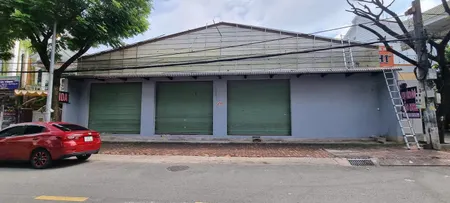 Cho thuê mặt bằng (kho) phường Chánh Nghĩa Diện tích : 20m x 33m = 670m2: 0815422197