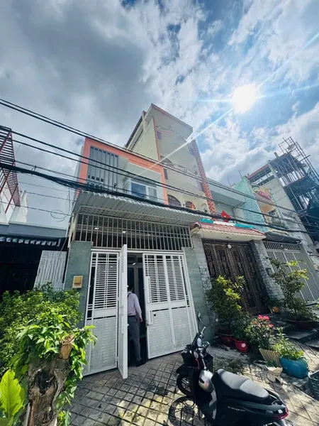Bán Nhà Đường Bùi Tư Toàn,Bình Tân - Hẻm 8m (4 x 23 x 2 Tầng) 7.1 Tỷ TL