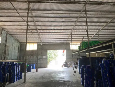 Bán xưởng có sổ đỏ riêng tại liên ấp 26, vĩnh lộc a, bình chánh. gần chợ, vị trí thuận tiện