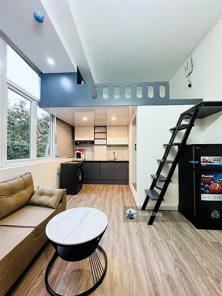 Tòa chdv phố đông tác đống đa, 56m2, 18 phòng đủ đồ, doanh thu 90 triệu/tháng, căn góc, ngõ rộng