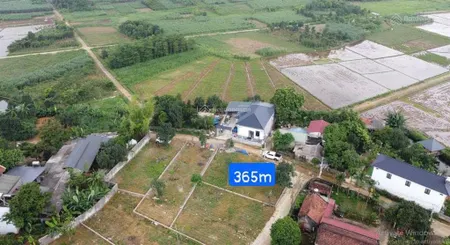 Bán lô góc rộng 365m2 vuông vắn giá 2,x tỷ