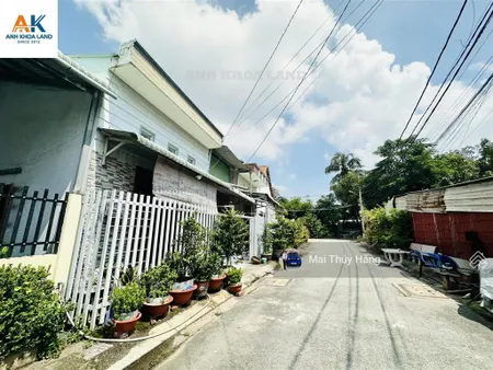Hàng đầu tư duy nhất 1 lô full thổ cư hẻm xe tải ngay lý tế xuyên 100m2 giá 5.8 tỷ (5*20)