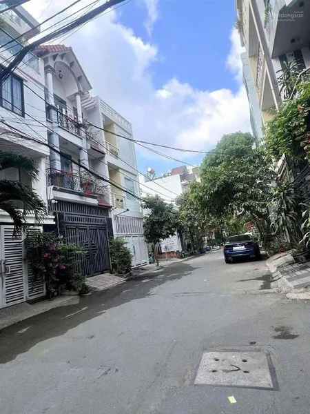 Bán dãy trọ đường số 2, phường trường thọ. hẻm xe hơi, dãy trọ có 8 phòng thu nhập 20 t