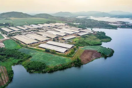 Bán đất nền nghỉ dưỡng đồng tâm, lạc thuỷ, mặt đường 10m, view hồ, sổ đỏ, dt 150m2, giá từ 5tr/1m2
