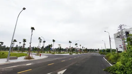 Bán đất đấu giá x1 nguyên khê, đường 6 ô tô tránh nhau, đối diện công viên có thể kinh doanh