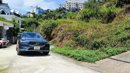 Đất biệt thự đường khe sanh, diện tích 203m2 srxd, view rừng thông đẹp. đường ô tô. giá 6.9 tỷ
