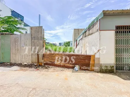 Đất hẻm xe hơi dt 4mx18m xây dựng tự do giá tốt để xây ở khu dân cư đông dân