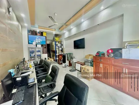 Giảm 2 tỷ bán gấp mặt tiền nguyễn văn trỗi, ngang 5,4m, giá chốt 33 tỷ tl