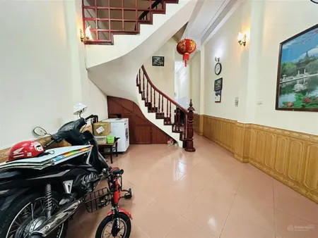 Bán nhà lê trọng tấn thanh xuân dt46m x 5t x mt 3,7m giá 13,8 tỷ có thương lượng