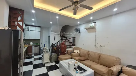 Bán nhà nhân hoà thanh xuân dt 40/43m x 5t x mt 4,8m giá 14.5 tỷ có thương lượng