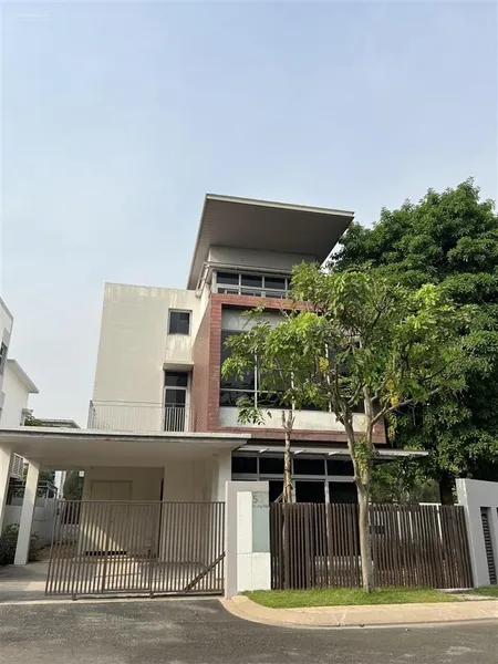 Chính chủ gửi bán biệt thự đơn lập vườn riviera cove compound phước long b, quận 9